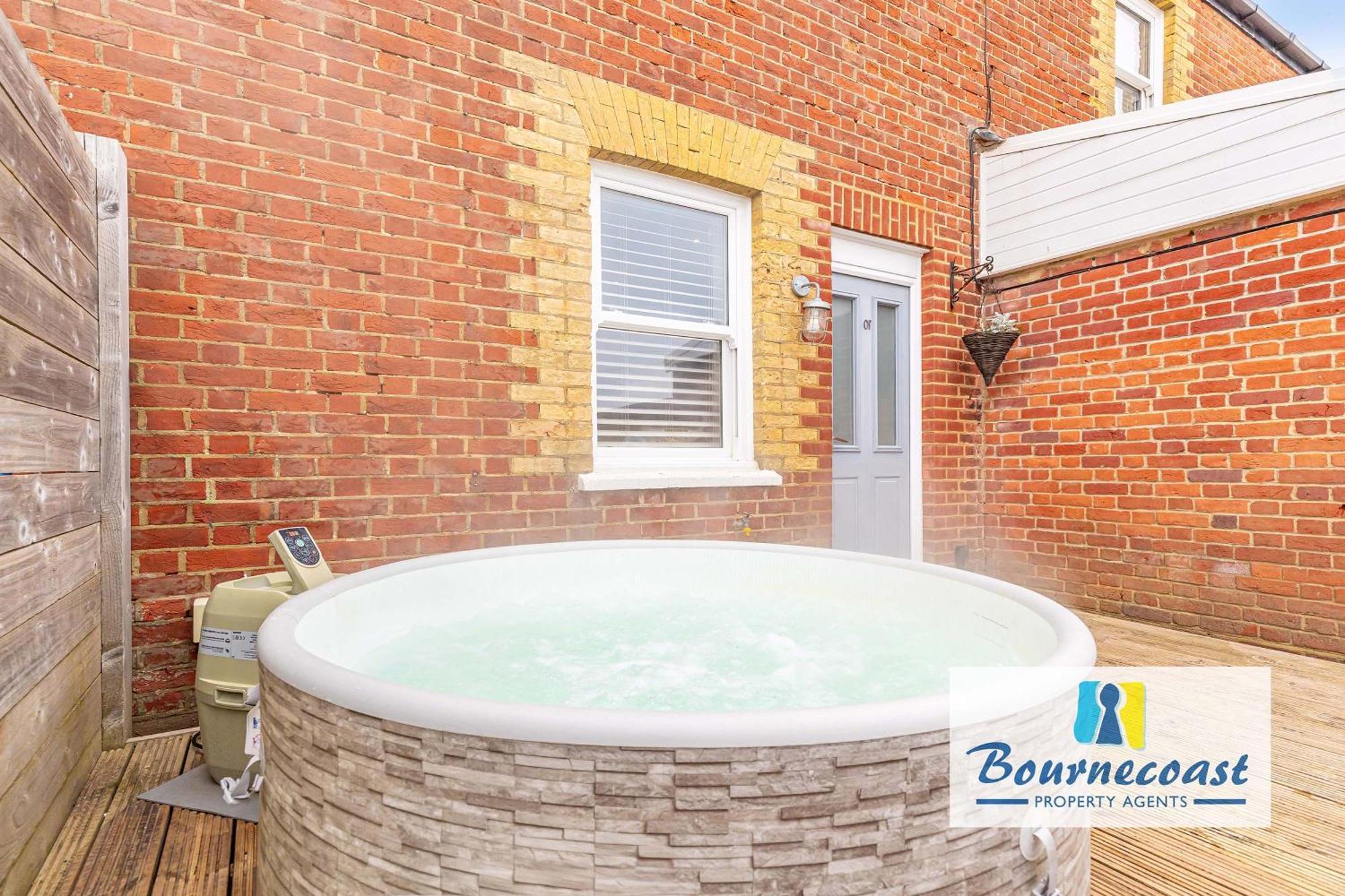 Bournecoast - Coastguard Cottage - Sea View - Garden - Hot Tub - Hb6098 Bournemouth Exterior photo